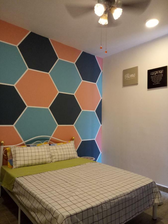 Icolor & Ch5 Apartment Tanah Rata
